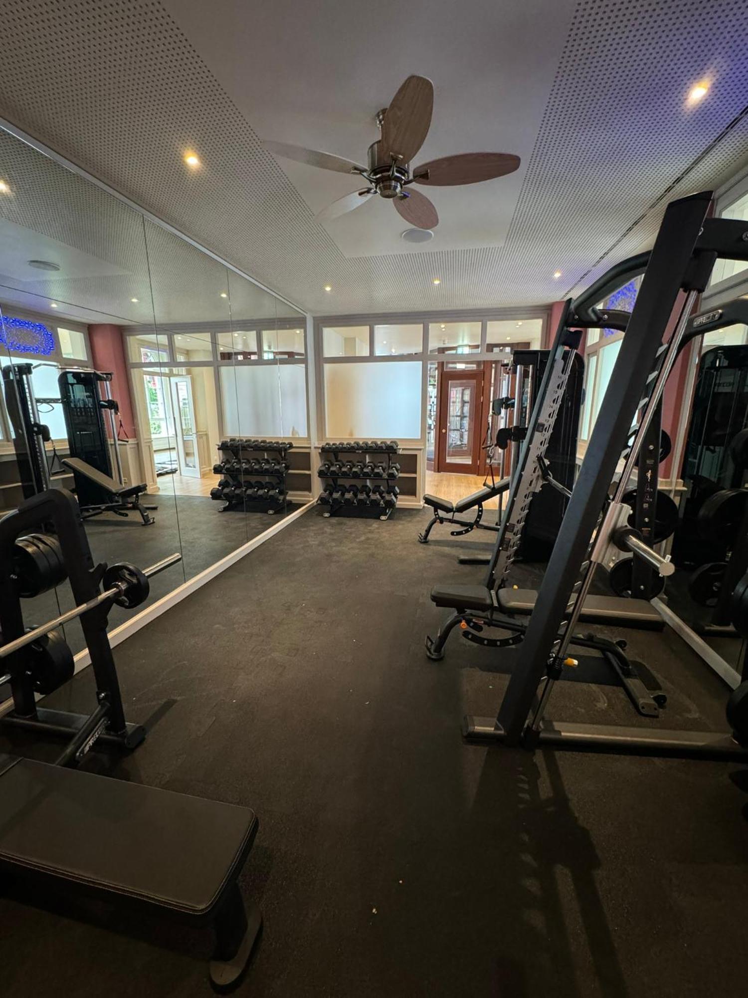 Mokni'S Palais Hotel & Spa Bad Wildbad Eksteriør bilde